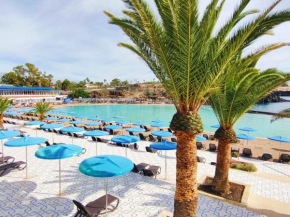 Cozy apartment with pool,near the sea,Wifi in Costa del Silencio